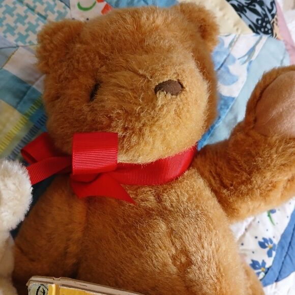 3 Brown and White Teddy Bears with Vintage 1983 Golden Book - The Three Bears - Picture 4 of 8